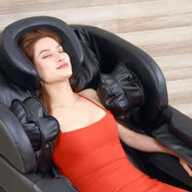 Ghế massage toàn thân INCOM INC-102GB